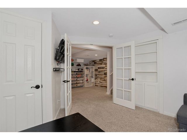 4044 S Netherland St, Aurora, CO 80013