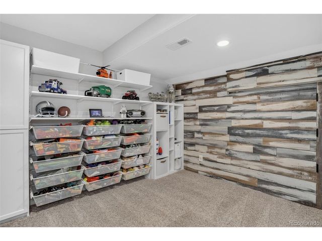 4044 S Netherland St, Aurora, CO 80013