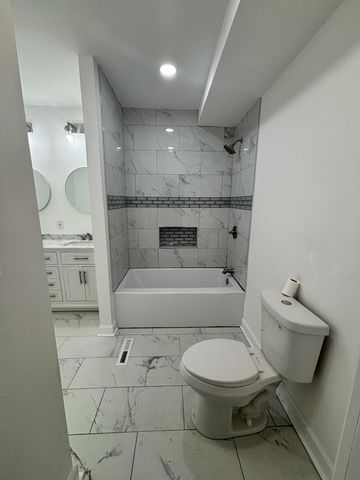 5042 Reading Avenue, East Chicago, IN 46312