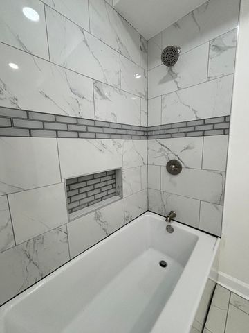 5042 Reading Avenue, East Chicago, IN 46312