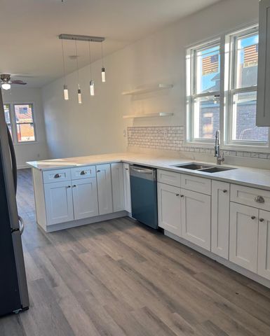 5042 Reading Avenue, East Chicago, IN 46312