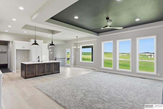 11361 S 185th Avenue, Gretna, NE 68028