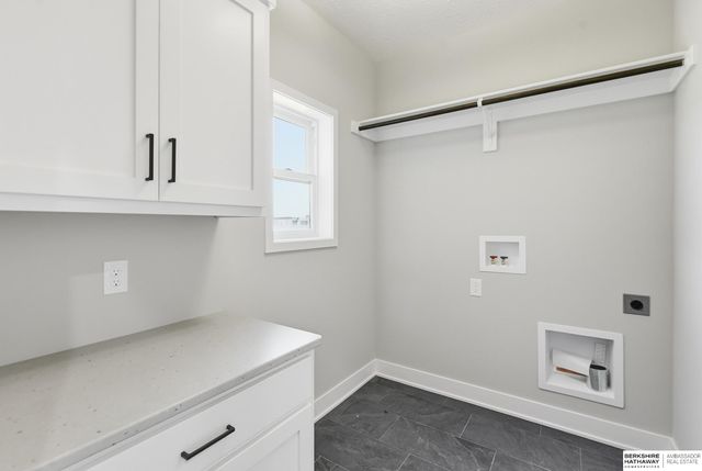 11361 S 185th Avenue, Gretna, NE 68028