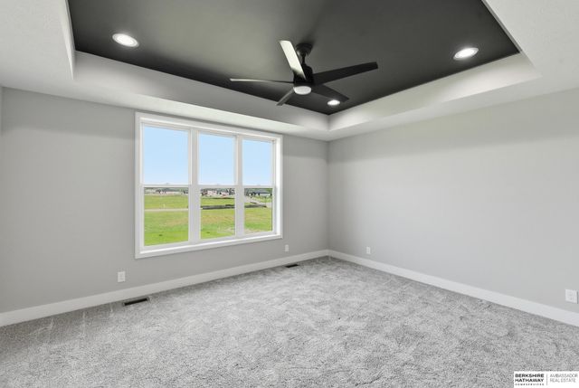 11361 S 185th Avenue, Gretna, NE 68028