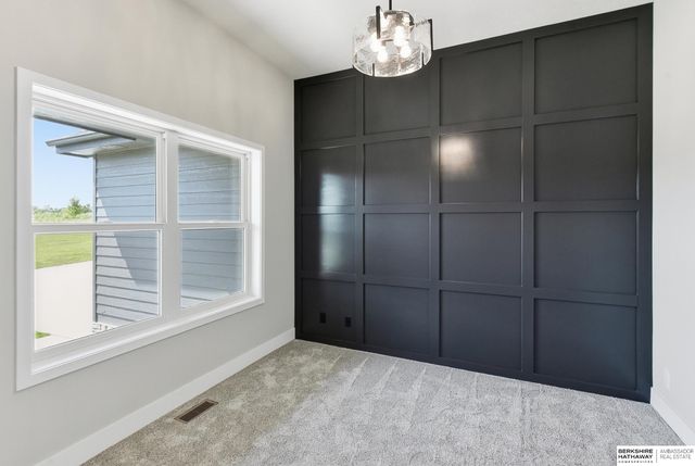 11361 S 185th Avenue, Gretna, NE 68028