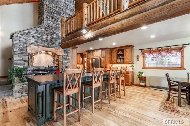 850 W 10000 N, Tetonia, ID 83452