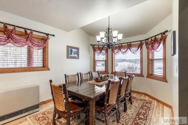 850 W 10000 N, Tetonia, ID 83452