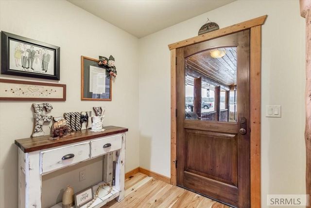 850 W 10000 N, Tetonia, ID 83452