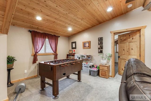 850 W 10000 N, Tetonia, ID 83452