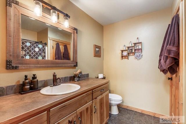 850 W 10000 N, Tetonia, ID 83452