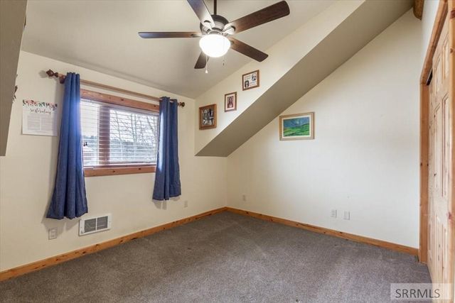 850 W 10000 N, Tetonia, ID 83452