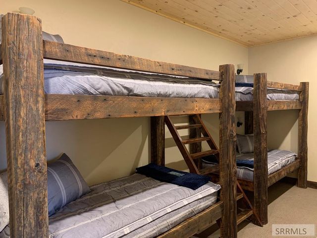 850 W 10000 N, Tetonia, ID 83452