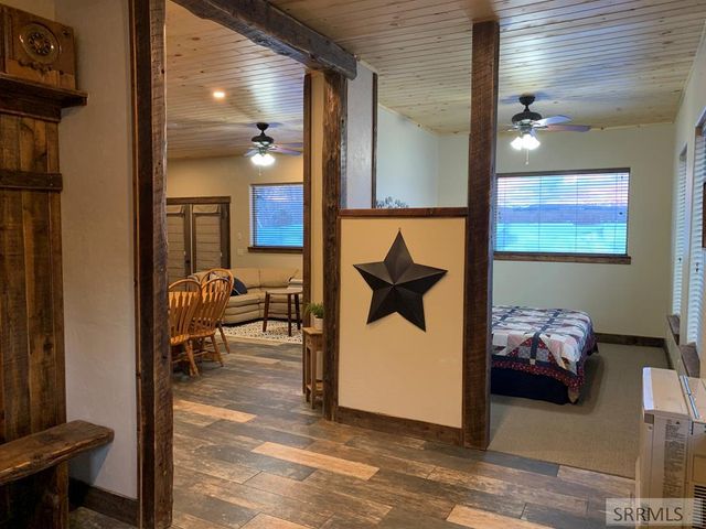 850 W 10000 N, Tetonia, ID 83452