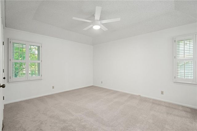 11701 W 101st Street, Overland Park, KS 66214