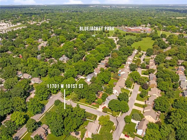 11701 W 101st Street, Overland Park, KS 66214