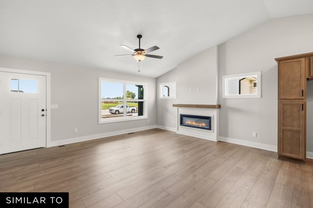 1204 Mulberry Drive NW, Bondurant, IA 50035