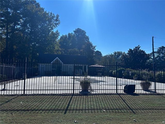 3950 Lorien Way NW, Kennesaw, GA 30152