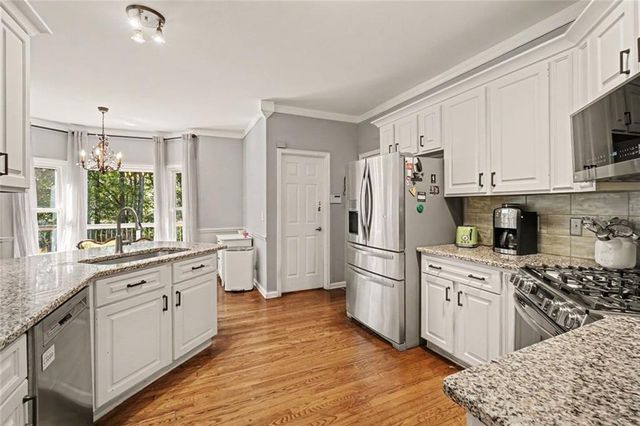 3950 Lorien Way NW, Kennesaw, GA 30152