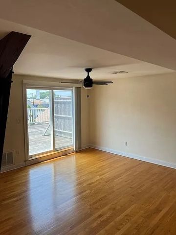 615 Main St 7, Barnstable, MA 02601