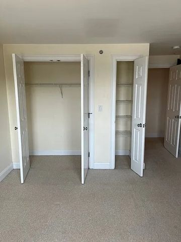 615 Main St 7, Barnstable, MA 02601