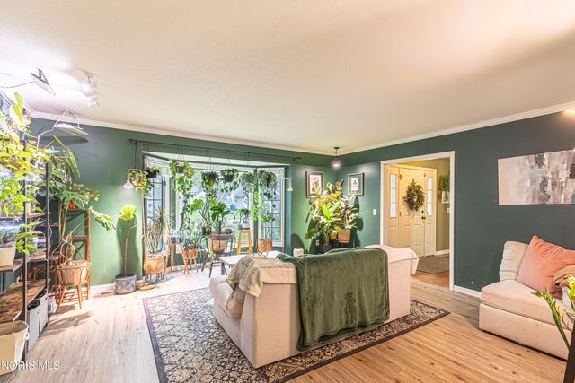 5665 Fox Hollow Court, Sylvania, OH 43560