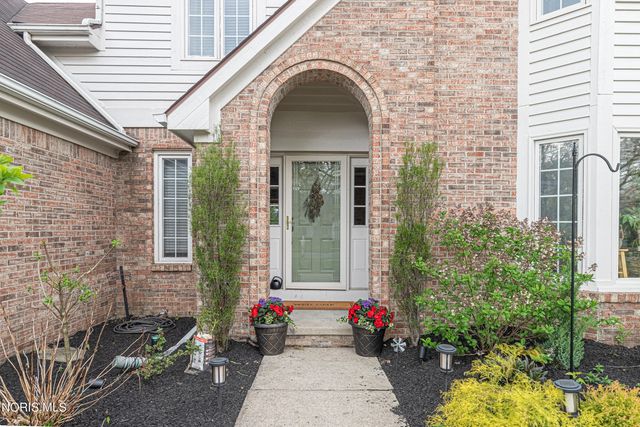 5665 Fox Hollow Court, Sylvania, OH 43560