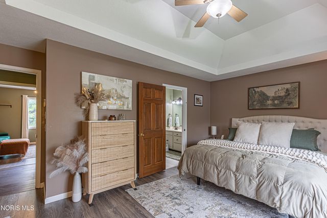 5665 Fox Hollow Court, Sylvania, OH 43560
