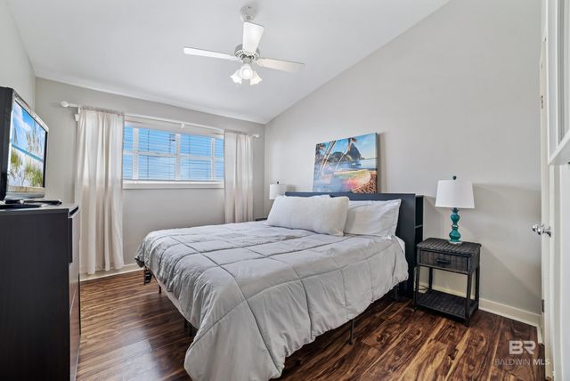 1223 W Beach Boulevard, Gulf Shores, AL 36542