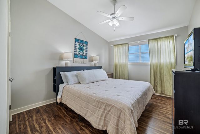 1223 W Beach Boulevard, Gulf Shores, AL 36542