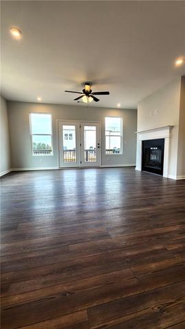 800 Cameron Trail, Acworth, GA 30102