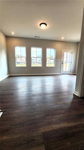 800 Cameron Trail, Acworth, GA 30102