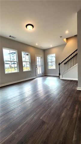 800 Cameron Trail, Acworth, GA 30102