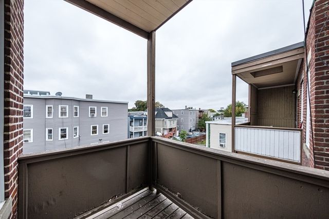 51 Shurtleff 3, Chelsea, MA 02150