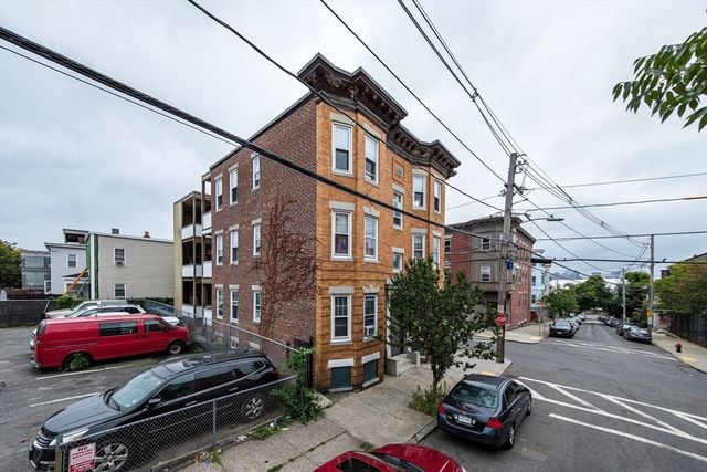 51 Shurtleff 3, Chelsea, MA 02150