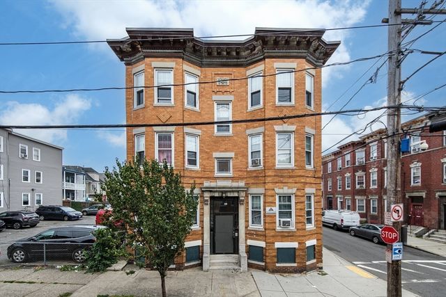 51 Shurtleff 3, Chelsea, MA 02150