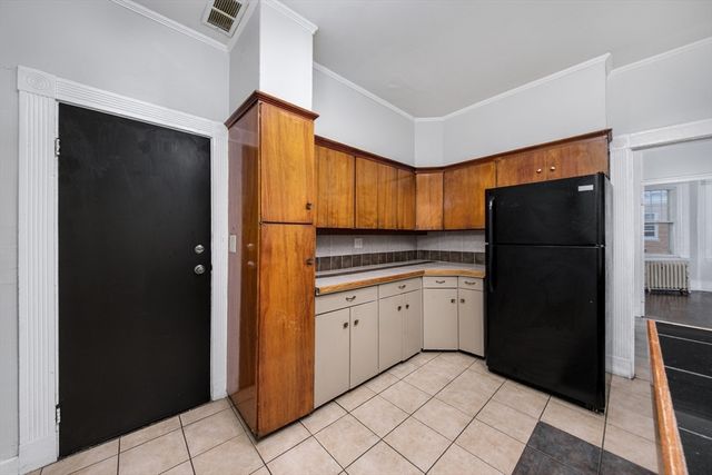 51 Shurtleff 3, Chelsea, MA 02150