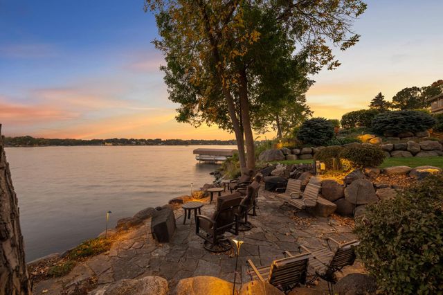 3857 Island View Circle NW, Prior Lake, MN 55372