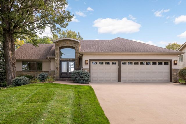 3857 Island View Circle NW, Prior Lake, MN 55372