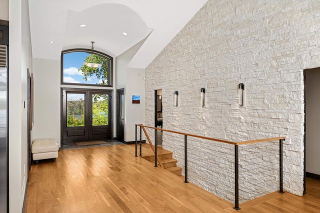 3857 Island View Circle NW, Prior Lake, MN 55372