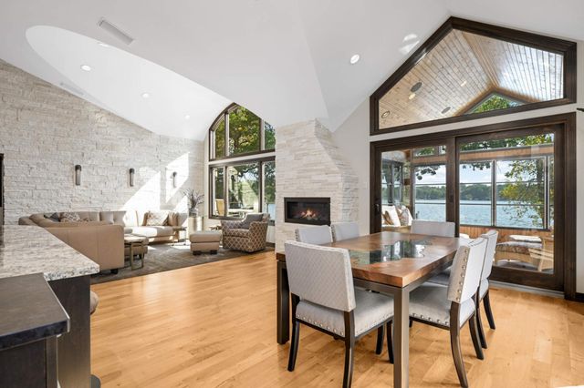 3857 Island View Circle NW, Prior Lake, MN 55372