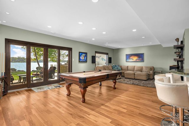 3857 Island View Circle NW, Prior Lake, MN 55372