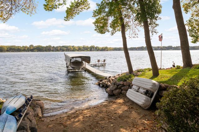 3857 Island View Circle NW, Prior Lake, MN 55372