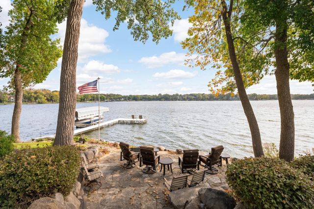 3857 Island View Circle NW, Prior Lake, MN 55372