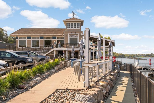 3857 Island View Circle NW, Prior Lake, MN 55372