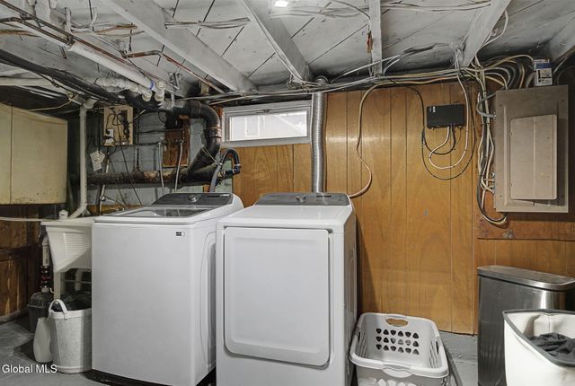 7 Groveland Avenue, Rotterdam, NY 12306