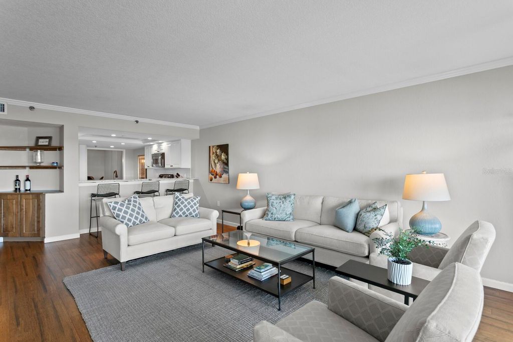 Image 15 of property listing at 2 ADALIA AVENUE 1002, Tampa, FL 33606