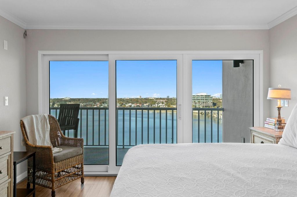 Image 25 of property listing at 2 ADALIA AVENUE 1002, Tampa, FL 33606