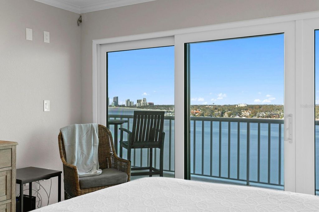 Image 26 of property listing at 2 ADALIA AVENUE 1002, Tampa, FL 33606