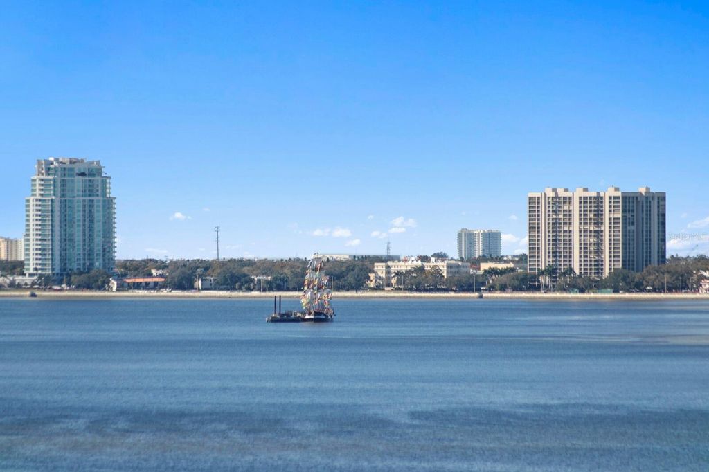 Image 41 of property listing at 2 ADALIA AVENUE 1002, Tampa, FL 33606