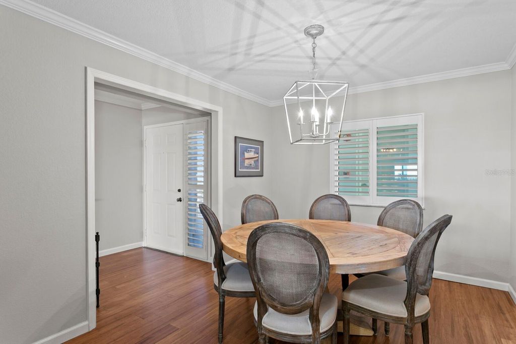 Image 6 of property listing at 2 ADALIA AVENUE 1002, Tampa, FL 33606